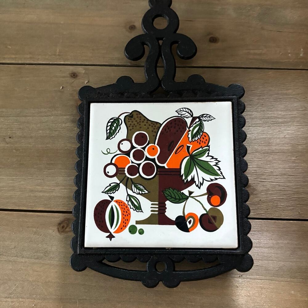Vintage 60s Decorative Cast Iron Tile Kitchen Art Style Trivet
